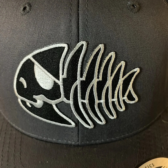 CUSTOM DESIGN FISH BONES FISHING HAT. - Picture 5 of 6